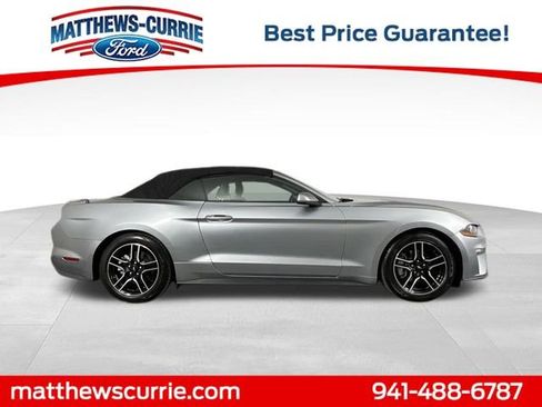 Used 2022 Ford Mustang Premium image 3