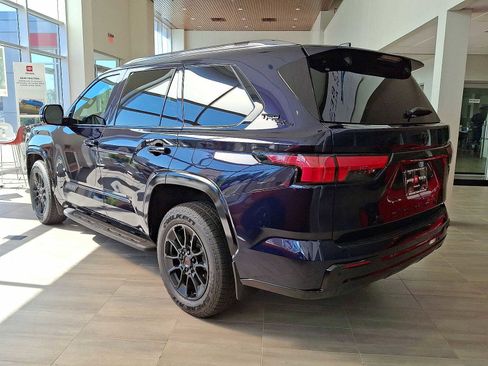 New 2025 Toyota Sequoia Platinum image 11