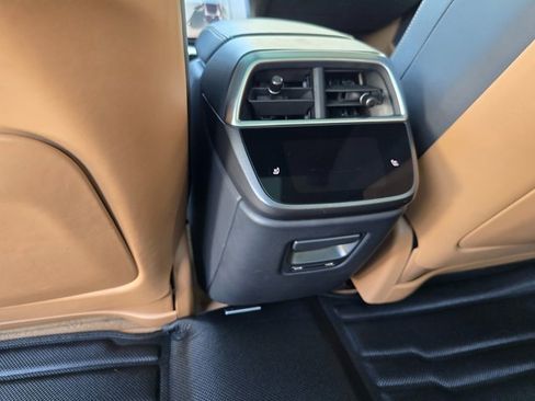 Used 2022 Lucid Air Grand Touring image 18