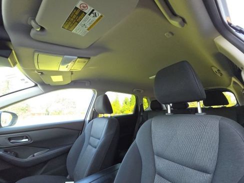 Used 2024 Nissan Rogue SV FWD image 13