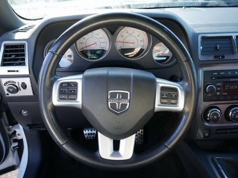 Used 2013 Dodge Challenger R/T Plus image 13