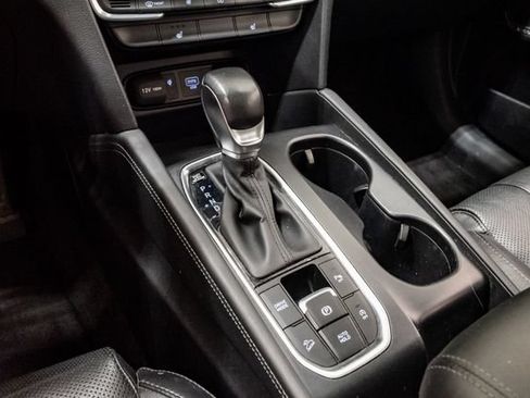Used 2020 Hyundai Santa Fe SEL w/ Convenience + Premium Package AWD/4WD image 25