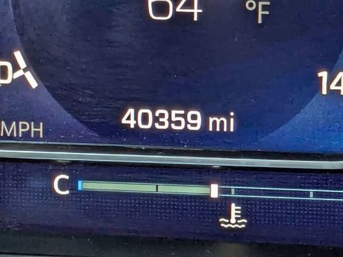 Used 2023 Chevrolet Silverado 1500 LTZ image 20