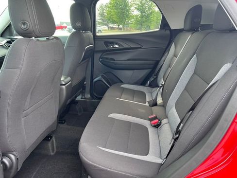 New 2026 Chevrolet TrailBlazer LT w/ Midnight Edition AWD/4WD image 4