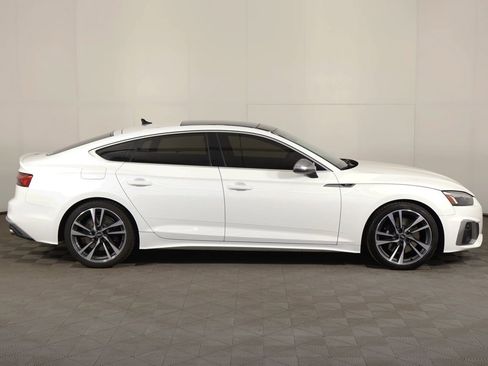 Used 2022 Audi S5 Premium image 18