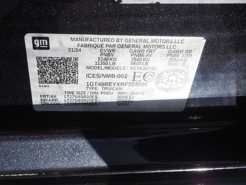 Used 2024 GMC Sierra 2500 Denali w/ Denali Reserve Package AWD/4WD image 30