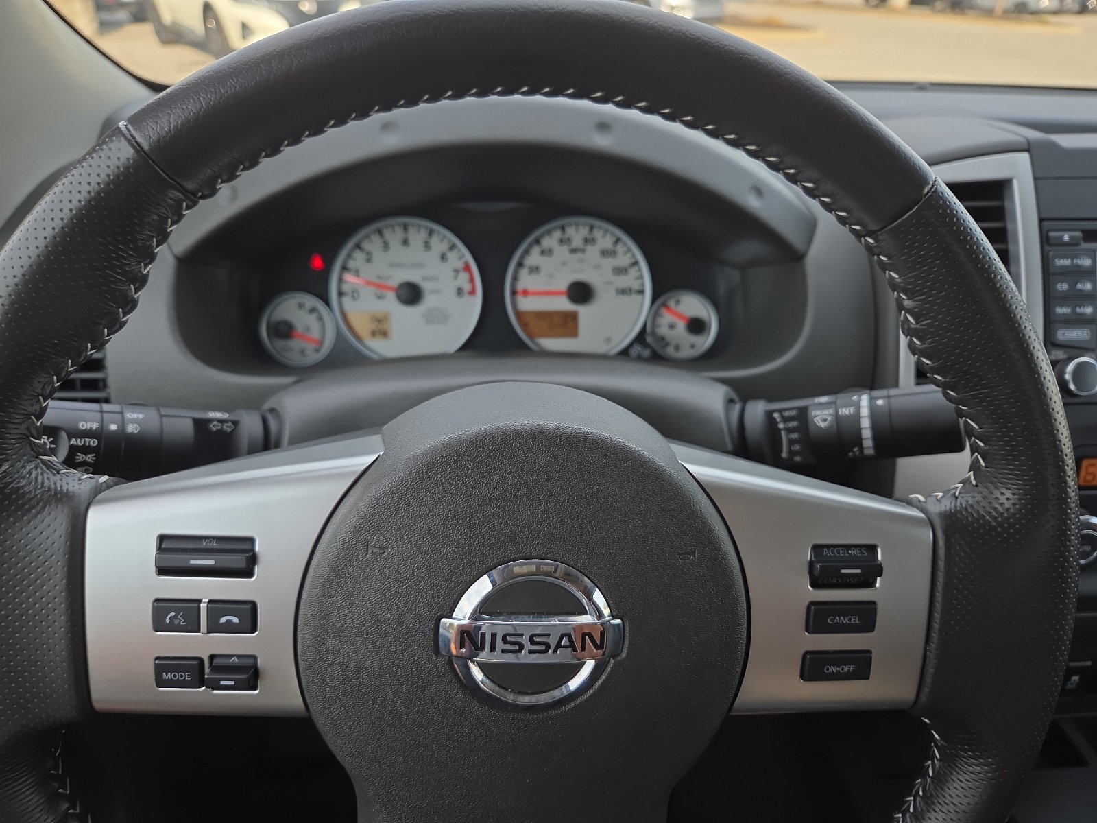 Used 2021 Nissan Frontier PRO-4X w/ Pro-4x Utility Package AWD/4WD image 24