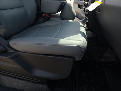 New 2025 Ford F250 XL image 23