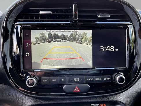 Used 2022 Kia Soul S FWD image 13
