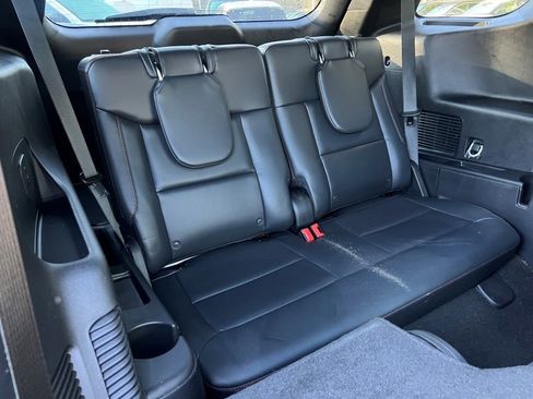 Used 2025 Ford Explorer ST image 14