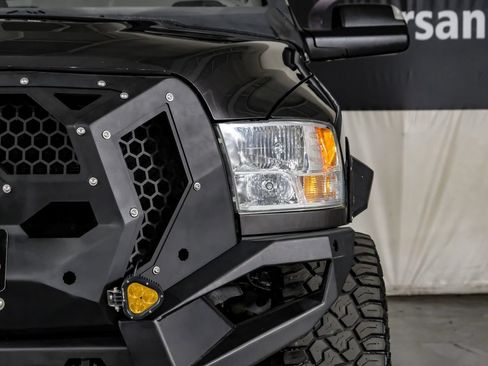 Used 2018 RAM 2500 Tradesman w/ Chrome Appearance Group AWD/4WD image 38