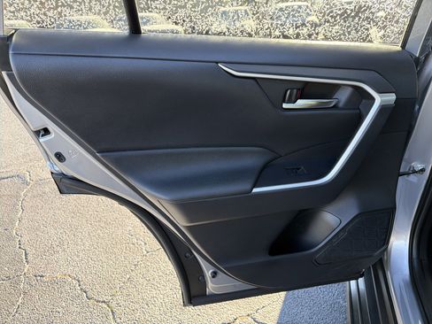 Used 2023 Toyota RAV4 XLE Premium image 22