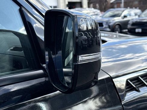 New 2026 INFINITI QX80 SPORT 4D Sport Utility image 28