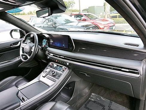 Certified 2023 Hyundai Palisade Calligraphy image 11