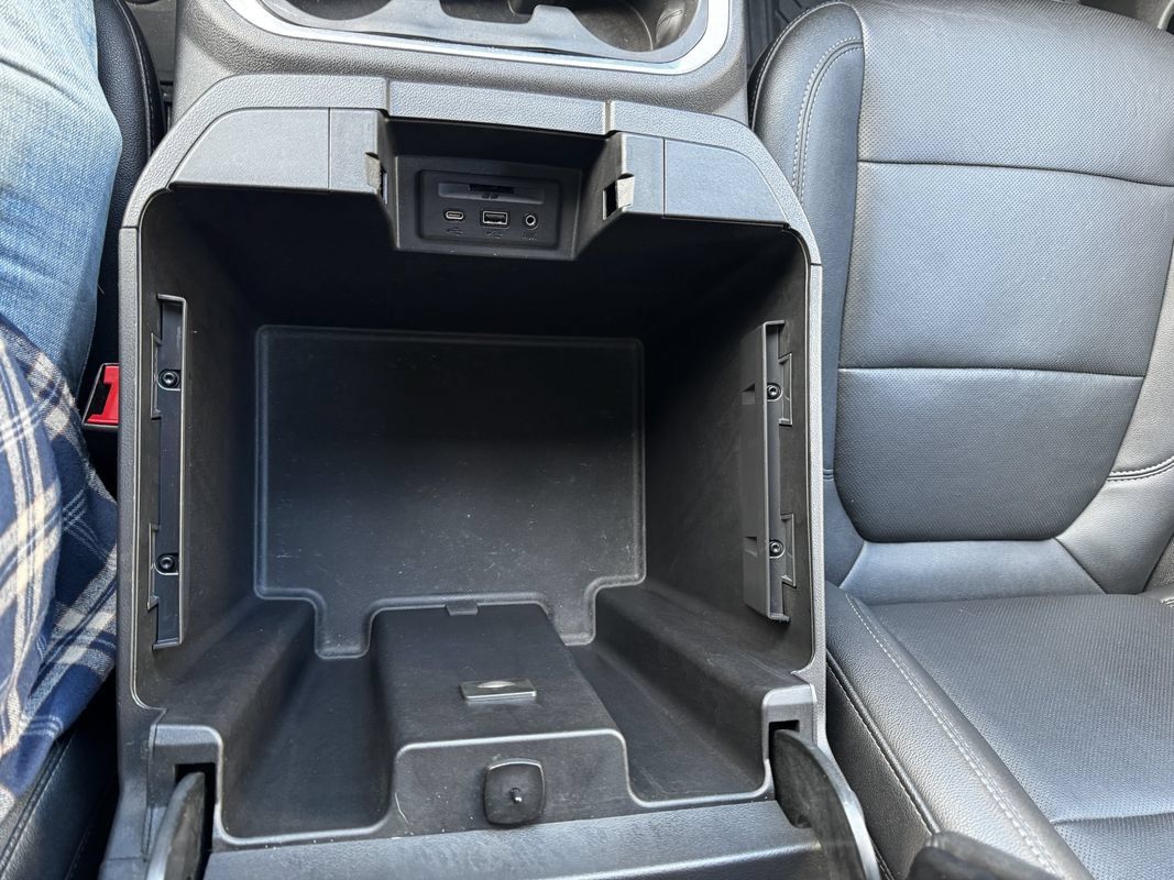 Used 2021 Chevrolet Silverado 1500 LTZ AWD/4WD image 23