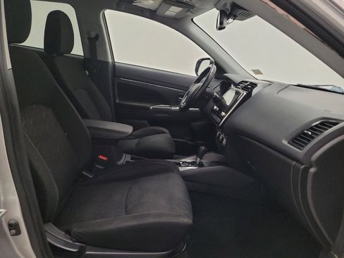 Used 2021 Mitsubishi Outlander Sport SE FWD image 21