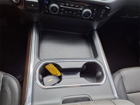 Used 2025 Chevrolet Silverado 3500 High Country w/ High Country Premium Package image 28