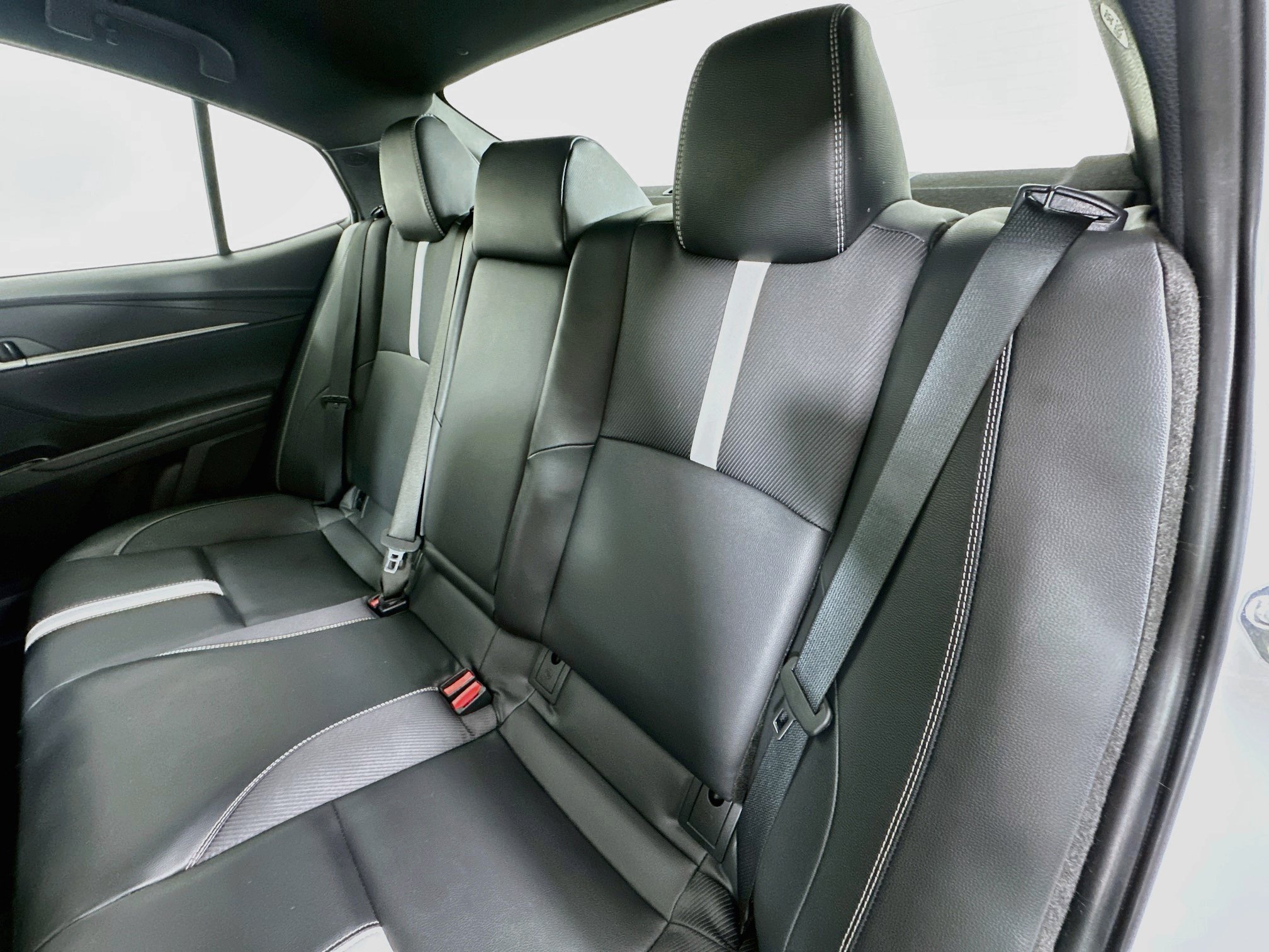 Used 2025 Toyota Camry SE FWD image 22