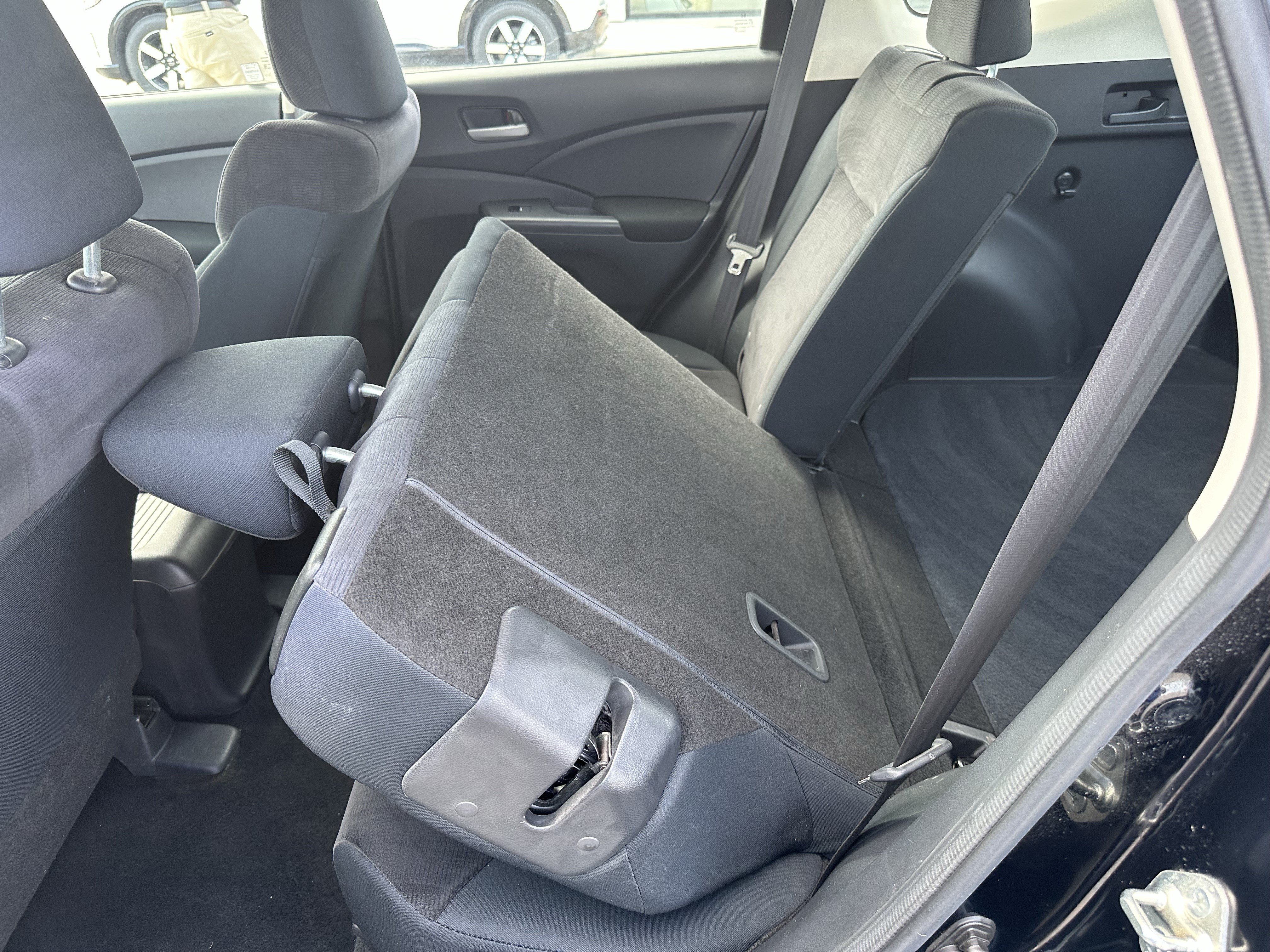 Used 2014 Honda CR-V LX image 29