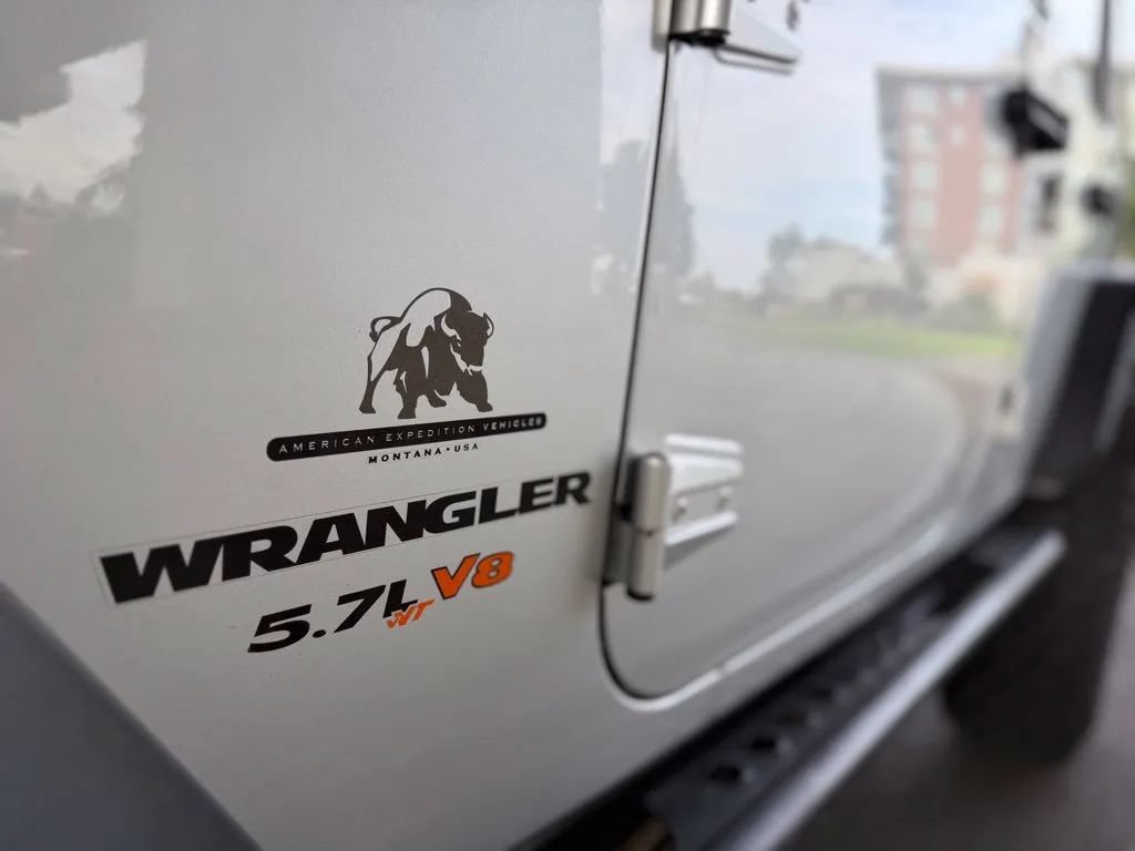 Used 2011 Jeep Wrangler Unlimited Rubicon w/ Dual Top Group AWD/4WD image 21