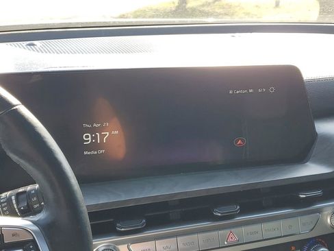 Used 2024 Kia Telluride EX X-Line image 19