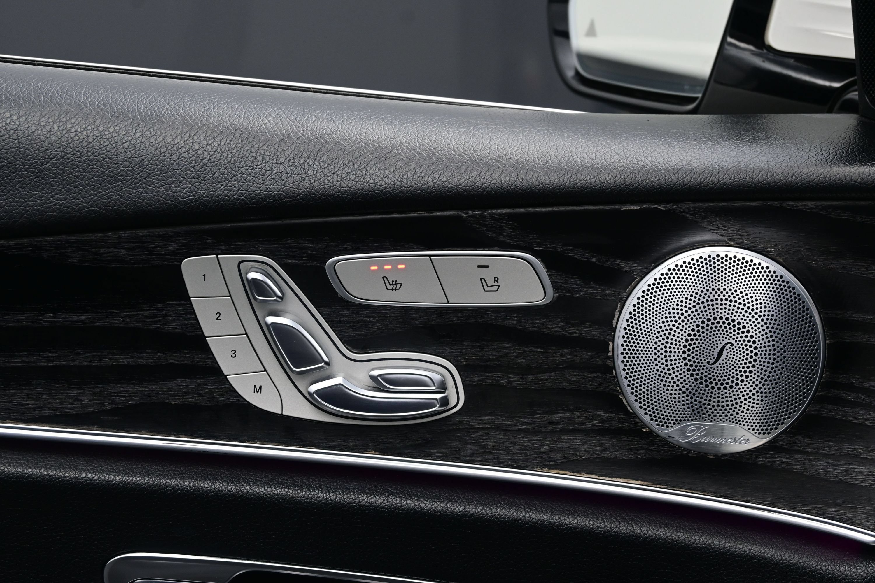 Used 2019 Mercedes-Benz E 300 w/ Driver Assistance Package image 10