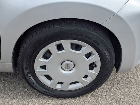 Used 2010 Scion xD image 7