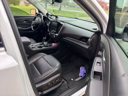 Used 2020 Chevrolet Traverse Premier image 9