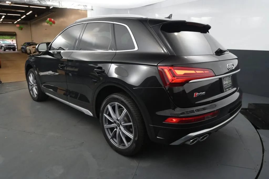 Used 2022 Audi SQ5 Premium Plus w/ Premium Plus Package AWD/4WD image 3