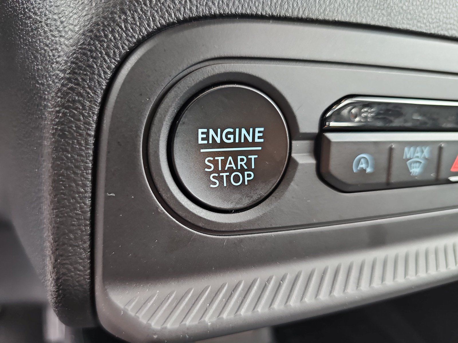 Used 2025 Ford Bronco Sport Free Wheeling w/ Convenience Package AWD/4WD image 27