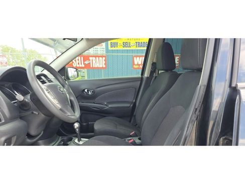 Used 2015 Nissan Versa w/ SL Tech Package FWD image 14