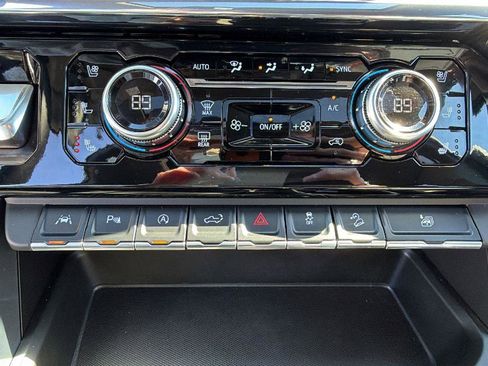 Used 2024 GMC Sierra 1500 Denali w/ Denali Reserve Package image 20