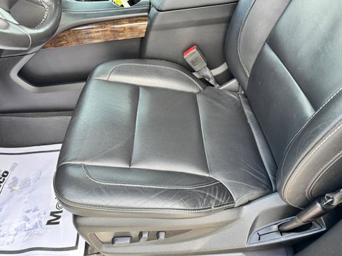 Used 2019 Chevrolet Tahoe LT image 11