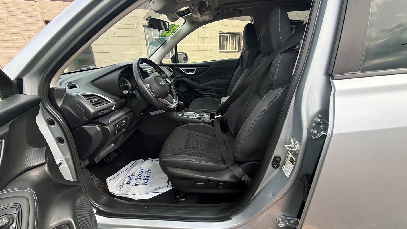 Used 2021 Subaru Forester Premium AWD/4WD image 21