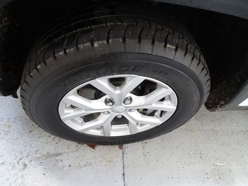 Certified 2023 Jeep Grand Cherokee L Limited image 27