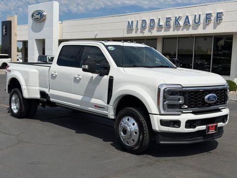 New 2026 Ford F450 Platinum w/ FX4 Off-Road Package AWD/4WD image 1