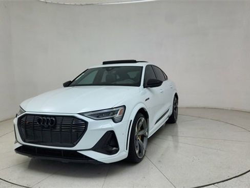 Used 2023 Audi e-tron S Prestige w/ Prestige Package image 65