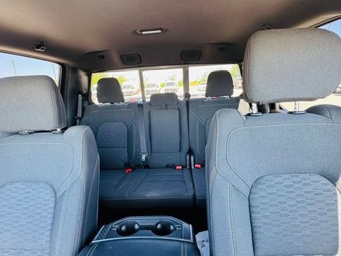 Used 2025 RAM 1500 Big Horn AWD/4WD image 12