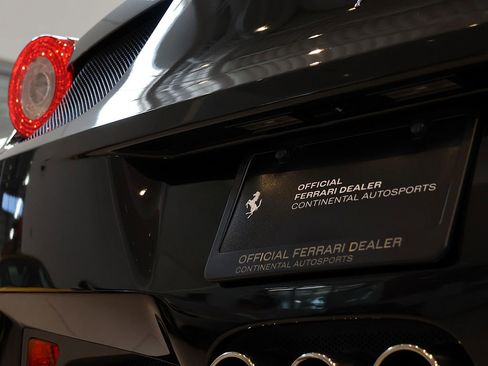 Used 2011 Ferrari 458 Italia Coupe RWD image 45