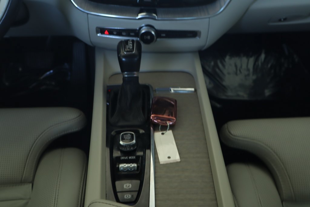 Used 2019 Volvo XC60 T6 Inscription AWD/4WD image 31
