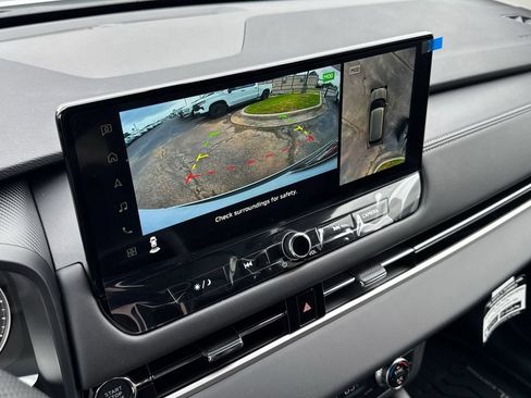 New 2026 Mitsubishi Outlander AWD image 12