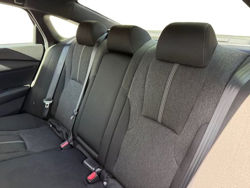 Used 2025 Honda Accord Sport image 16