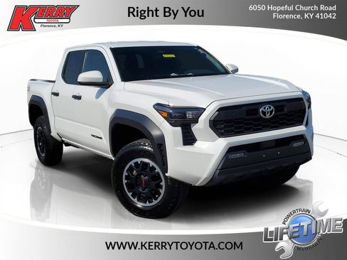 Certified 2024 Toyota Tacoma TRD Off-Road image 1