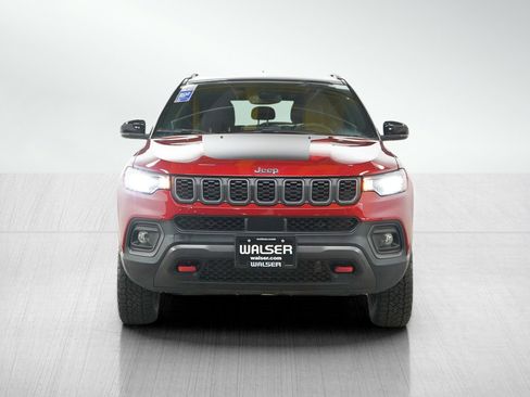 Used 2025 Jeep Compass Trailhawk AWD/4WD image 8