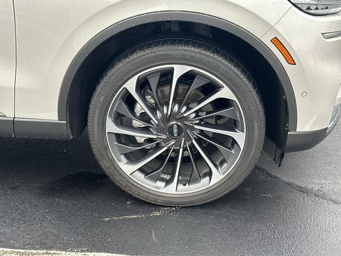 Used 2024 Lincoln Aviator Reserve w/ Equipment Group 201A image 13