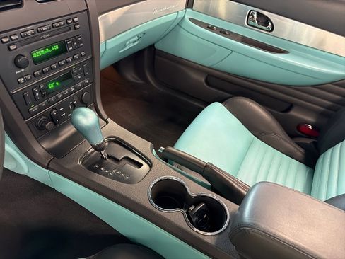 Used 2002 Ford Thunderbird Deluxe image 23