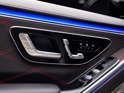 Used 2024 Mercedes-Benz S 63 AMG S image 59