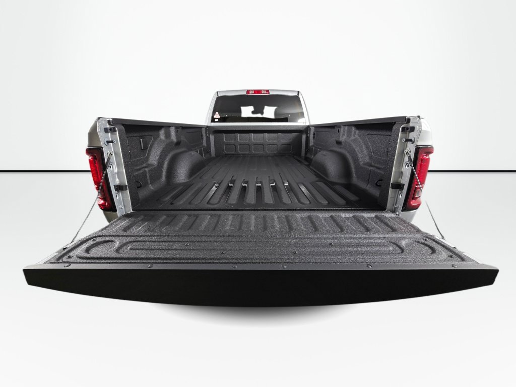 New 2026 RAM 3500 Big Horn AWD/4WD image 16