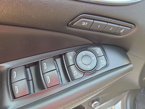 Certified 2023 Buick Enclave Avenir w/ Avenir Technology Package AWD/4WD image 29