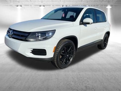 Used 2017 Volkswagen Tiguan Limited w/ Alloy Wheels Package AWD/4WD image 11